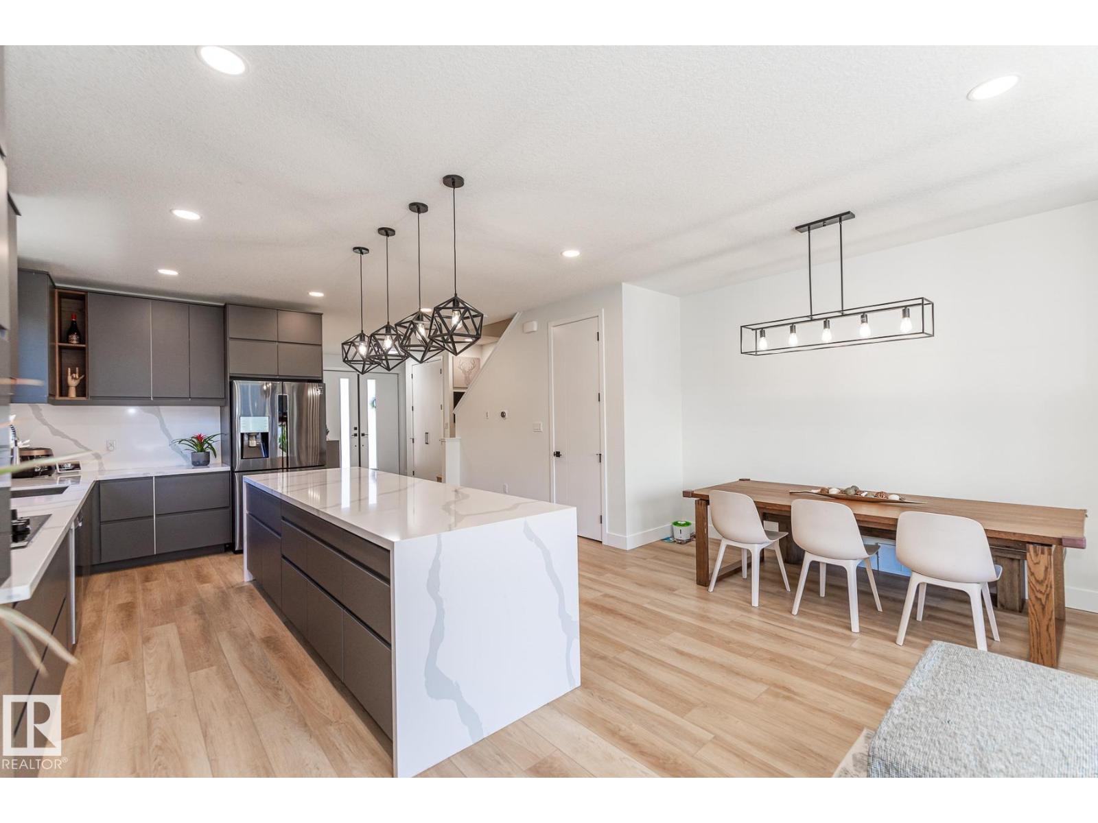 11445 79 AV NW — photo 9