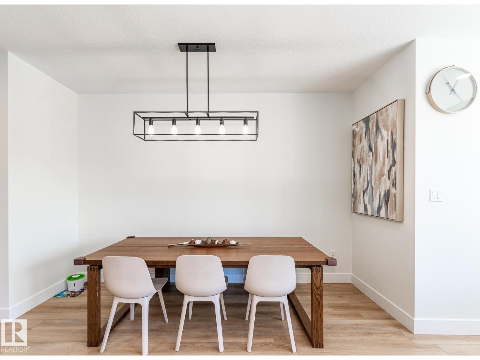 11445 79 AV NW