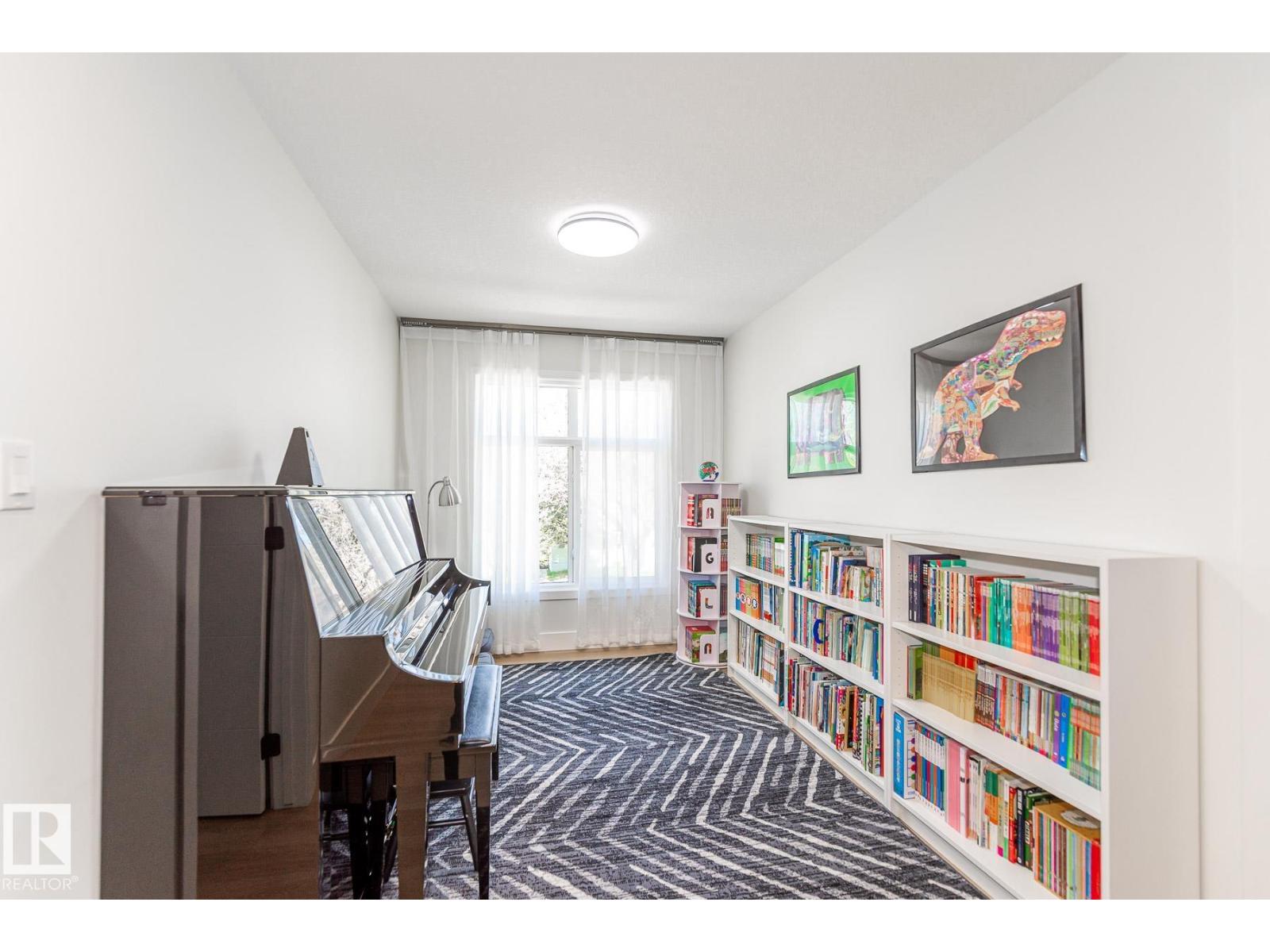 11445 79 AV NW - 29