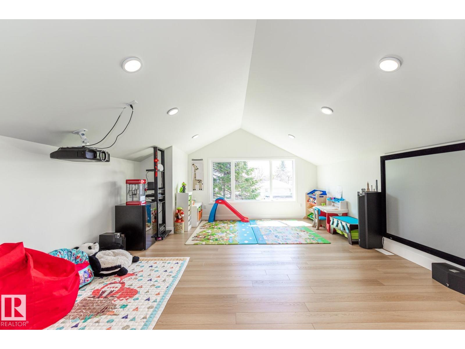 11445 79 AV NW — photo 31