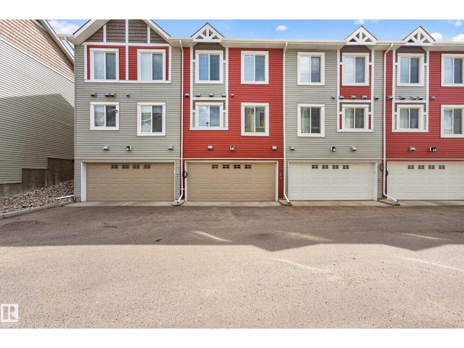 #6 14621 121 ST NW - 26
