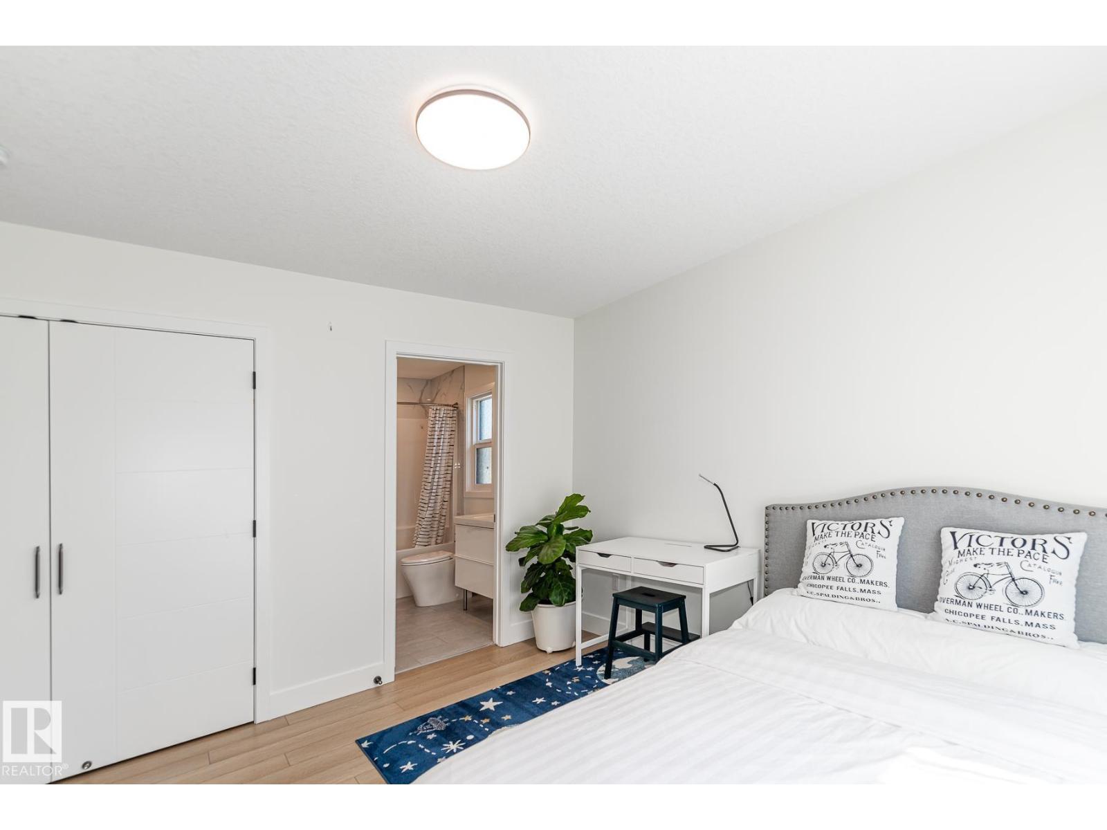 11445 79 AV NW - 26