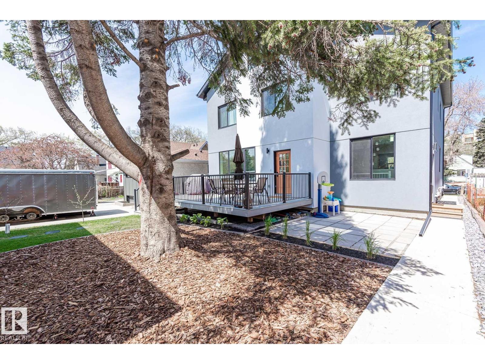 11445 79 AV NW — photo 48