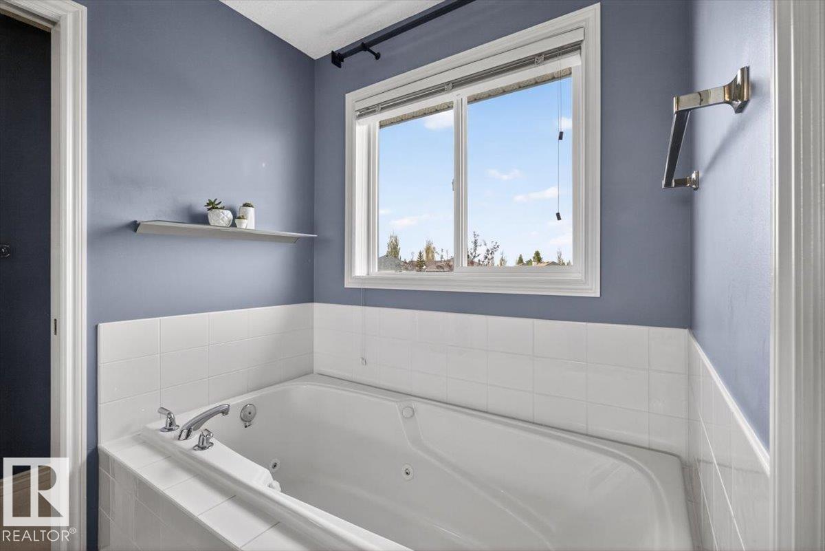 1358 118A ST NW - 36