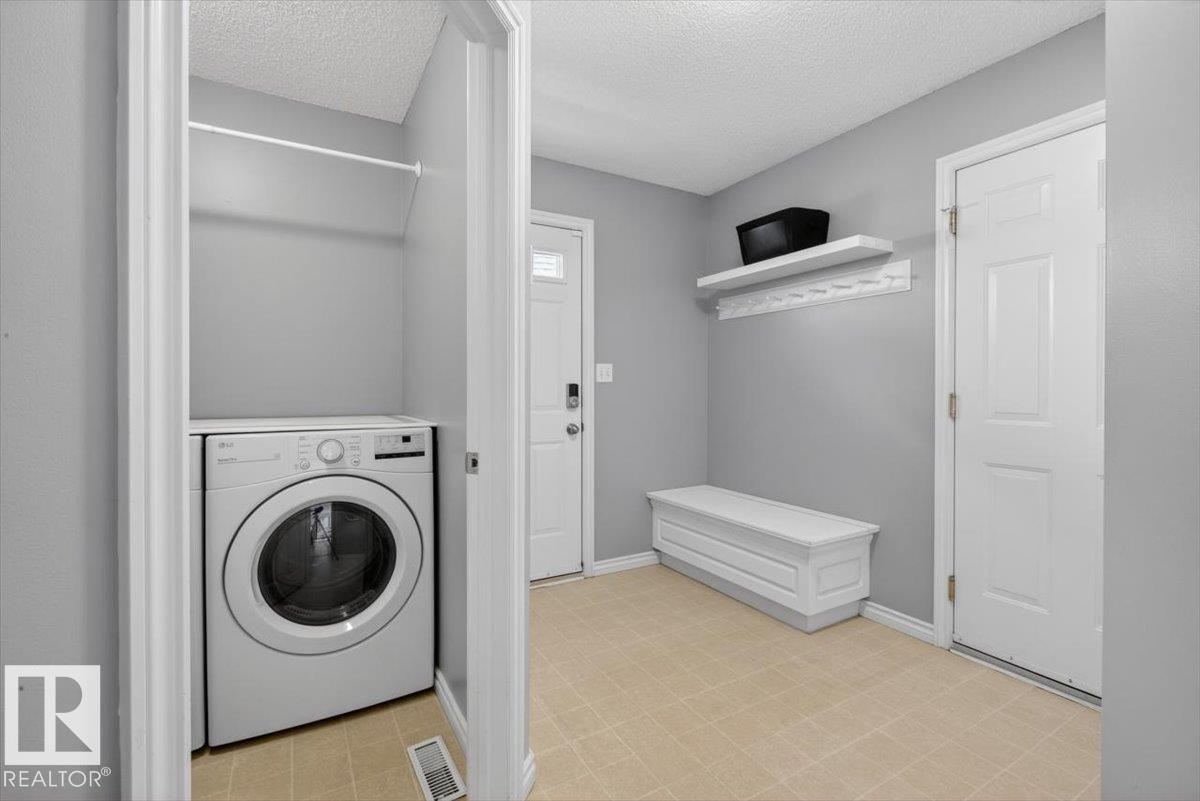 1358 118A ST NW - 23