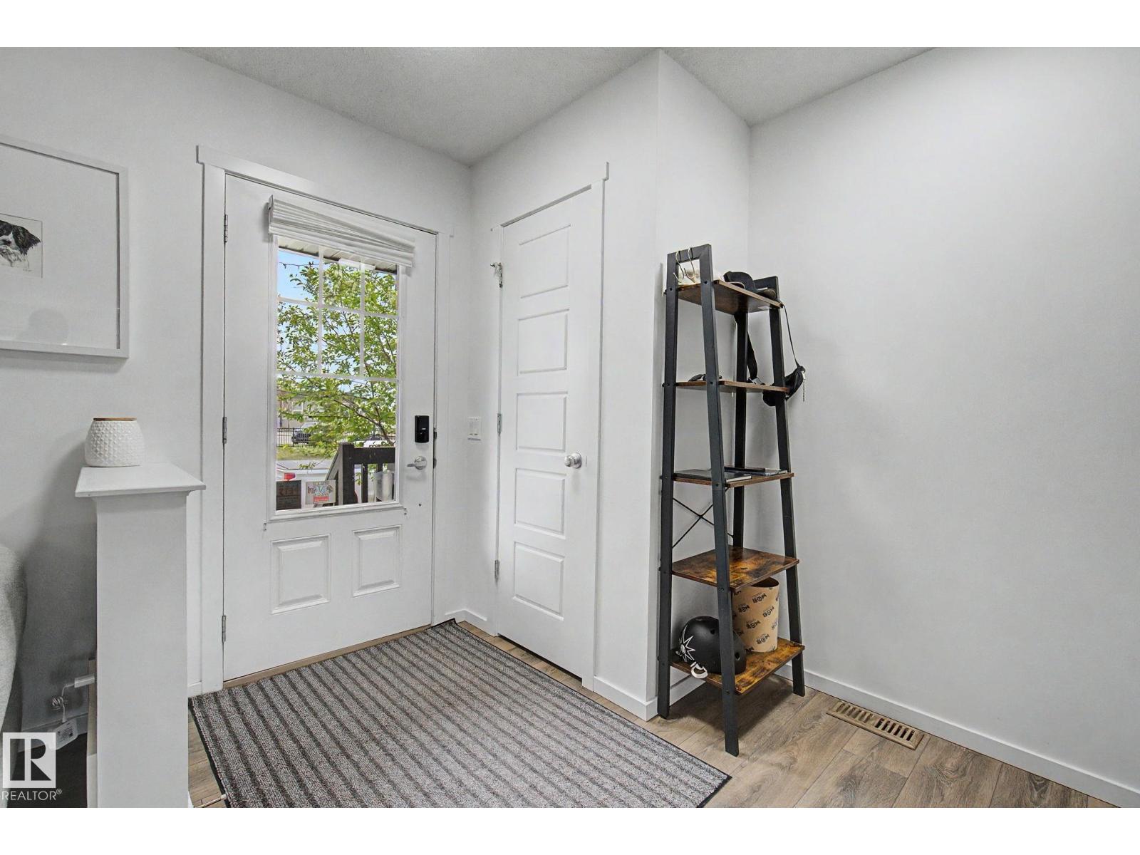 385 Orchards Bv SW photo 2 — MLS® E4489012