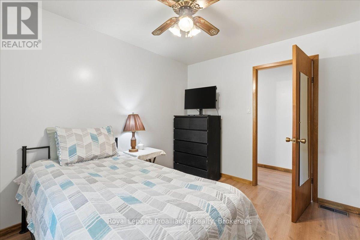 1302 WINGFIELD ROAD - 24