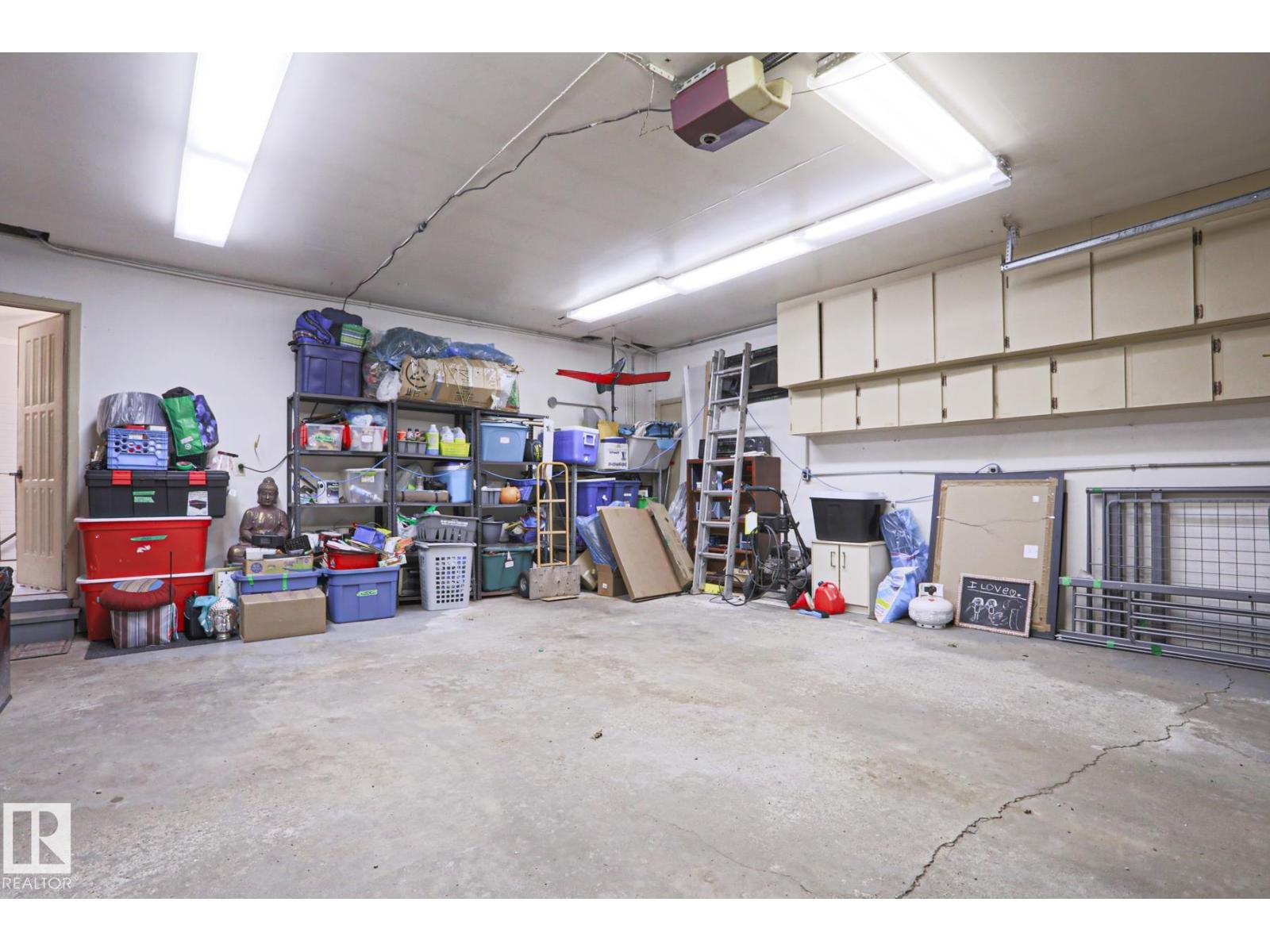 1214 85 ST NW NW - 52