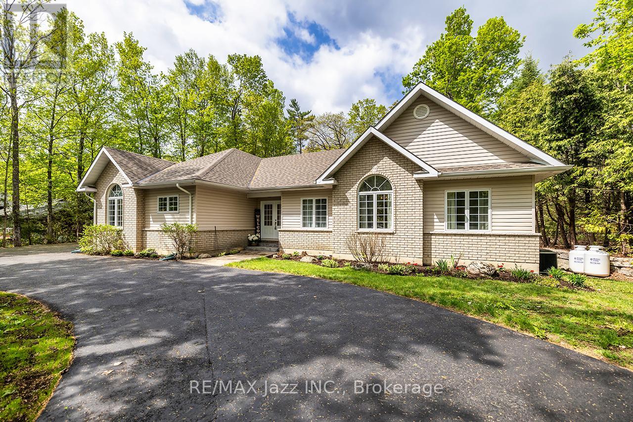 72 SUMCOT DRIVE - Image 2