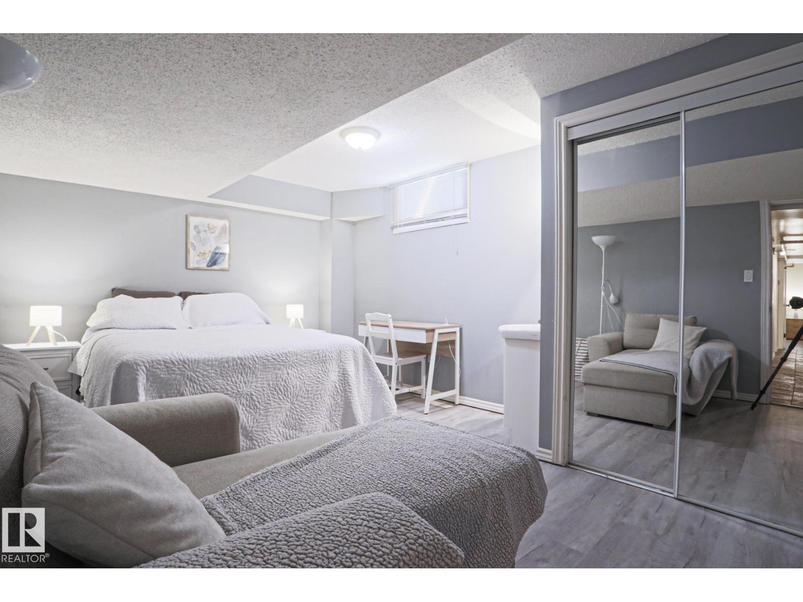 1214 85 ST NW NW - 42