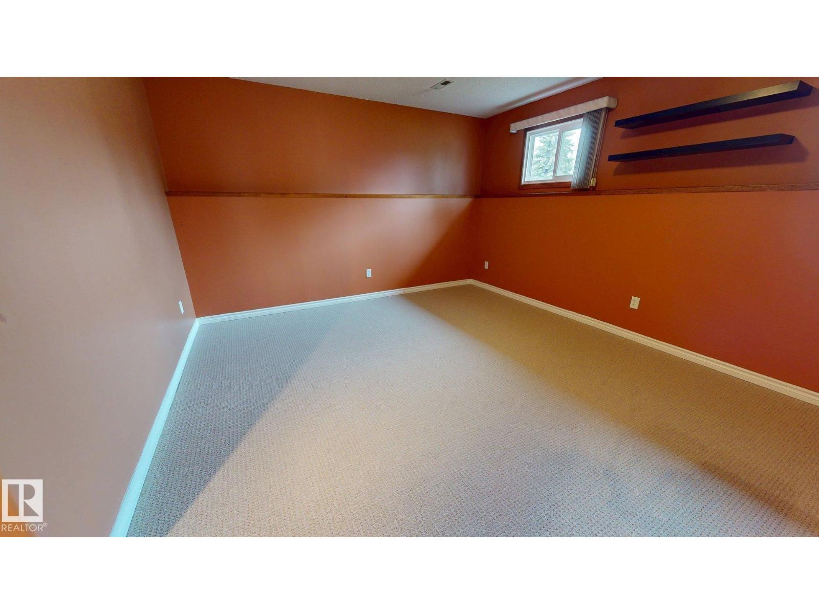 14252 83 ST NW - 15
