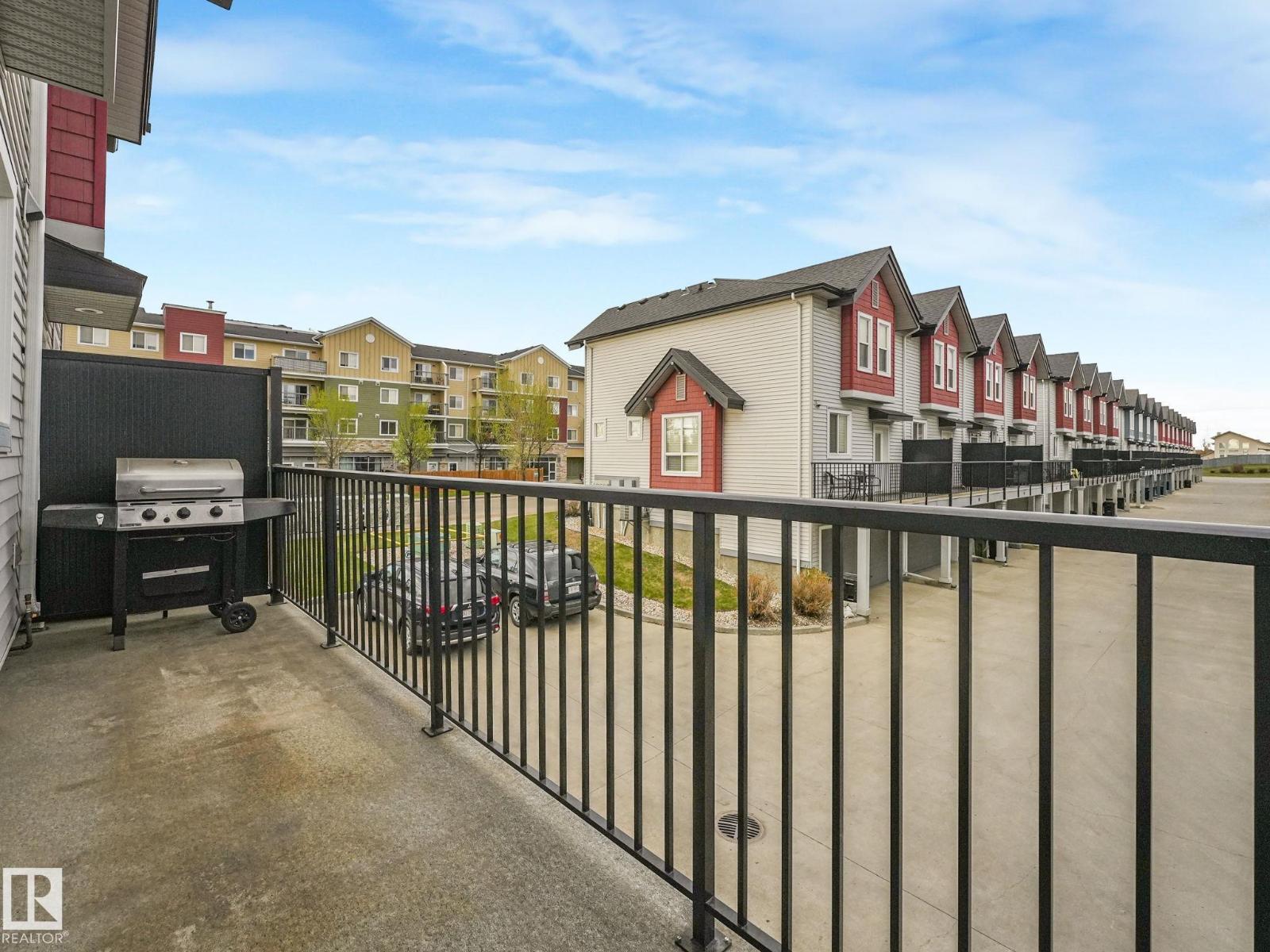 16915 82 ST NW - 25