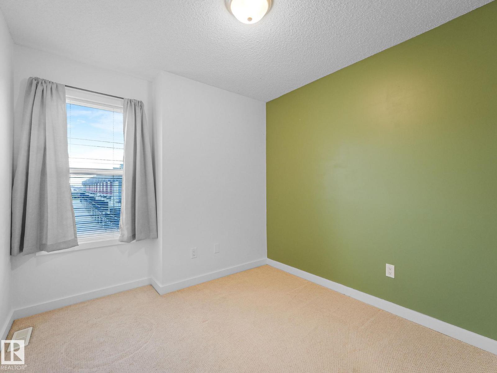 16915 82 ST NW - 23