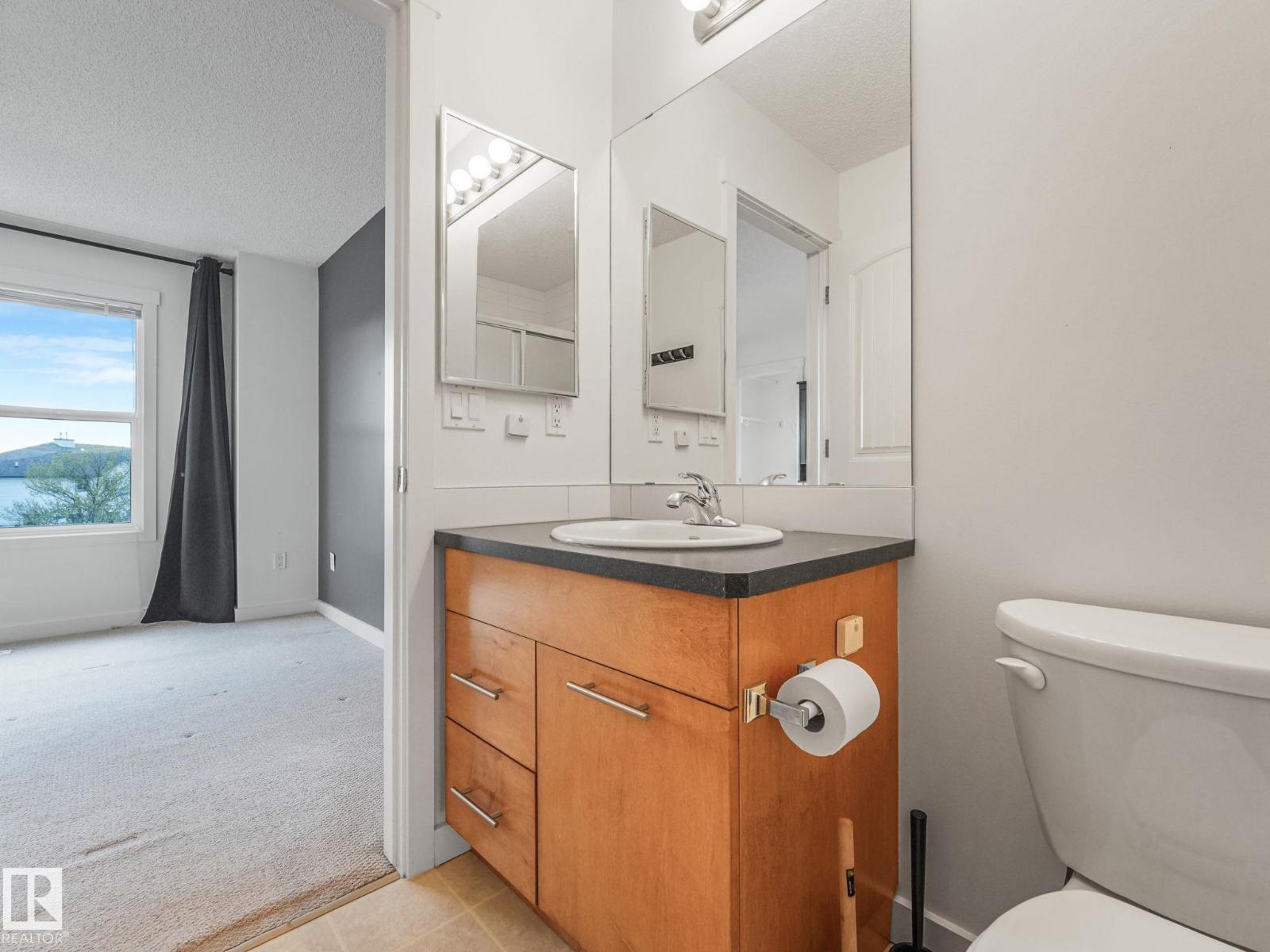 16915 82 ST NW - 17