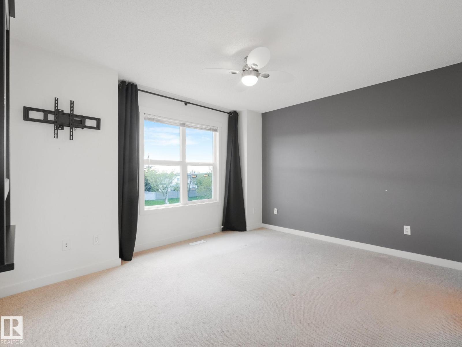 16915 82 ST NW - 16