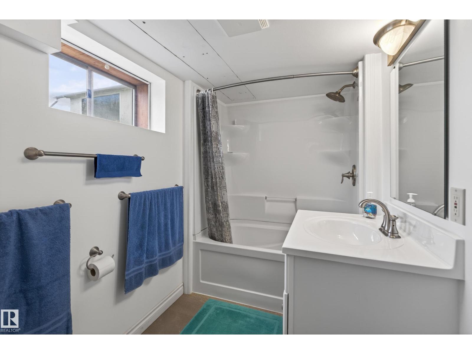 15406 94A AV NW — photo 23