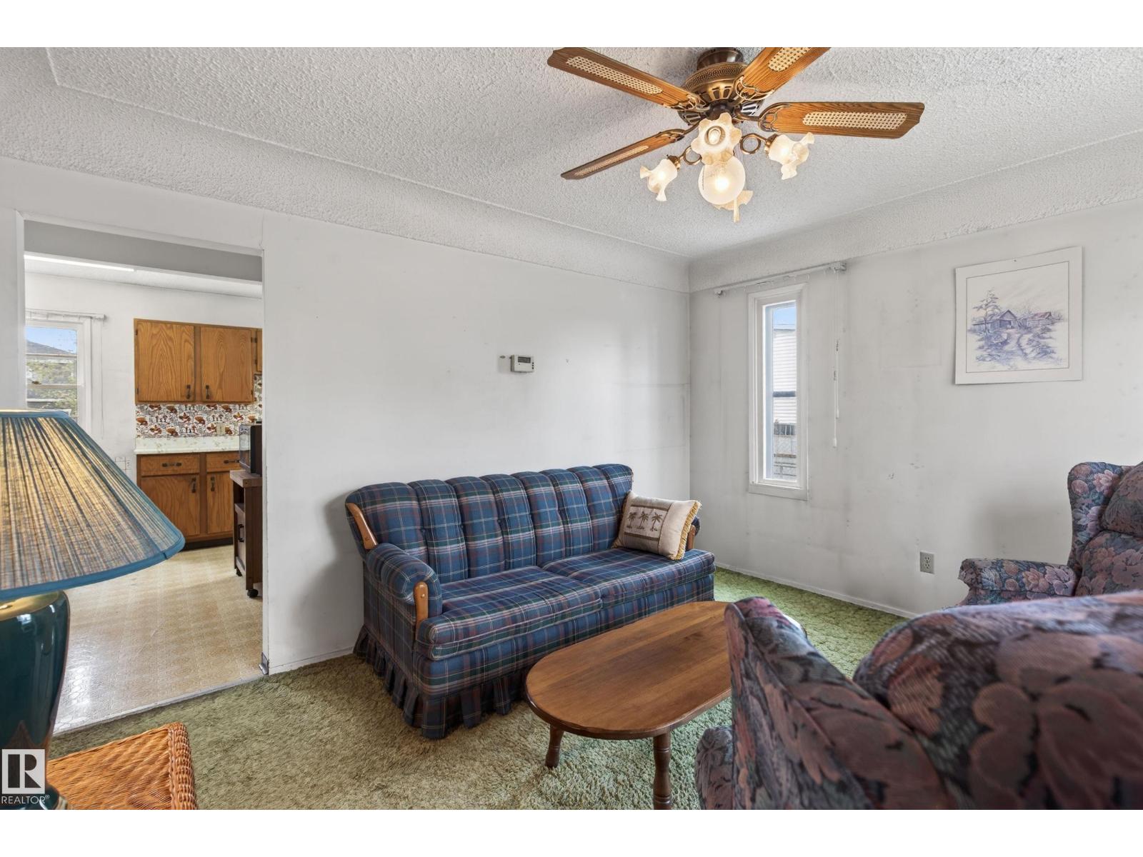15406 94A AV NW — photo 15