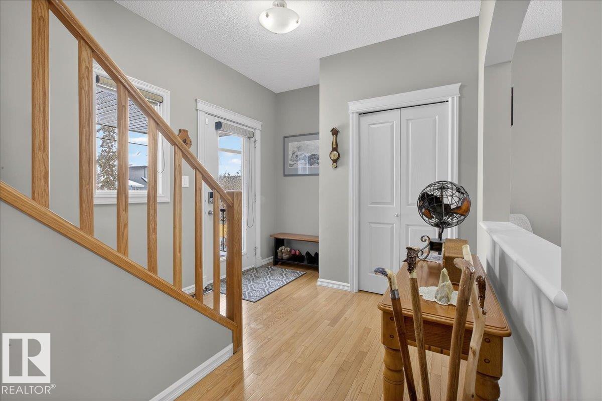 942 CHAHLEY CR NW - Image 3