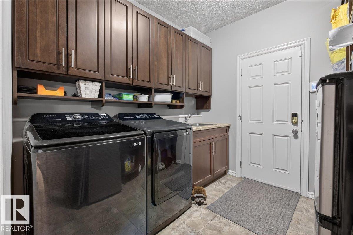 942 CHAHLEY CR NW - 16