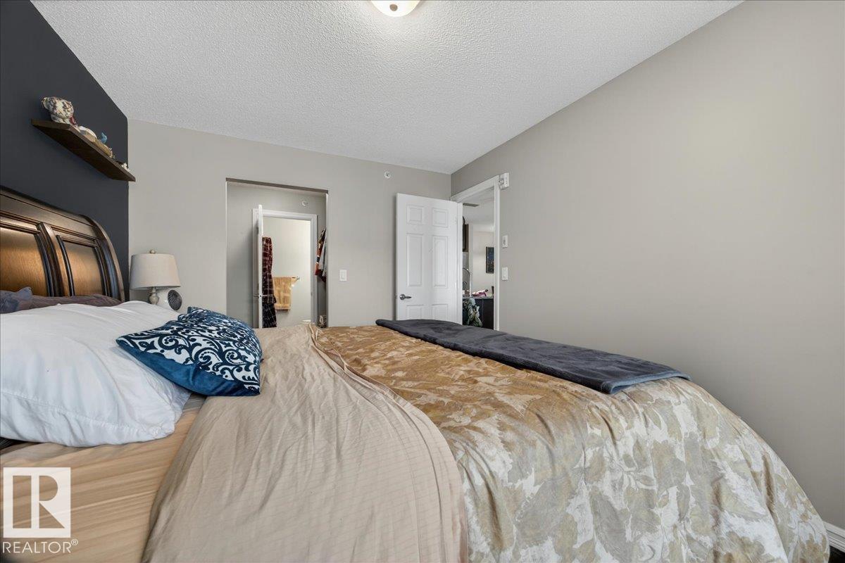 #408 2204 44 AV NW - 26