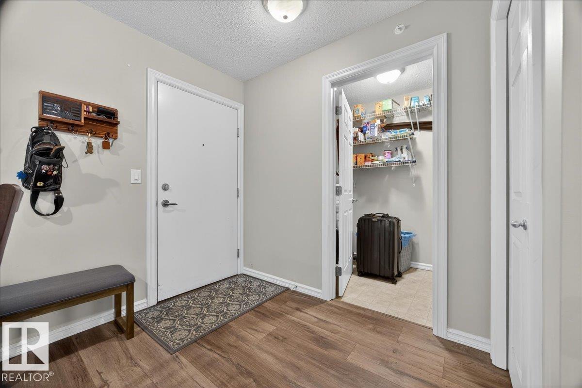 #408 2204 44 AV NW - 9