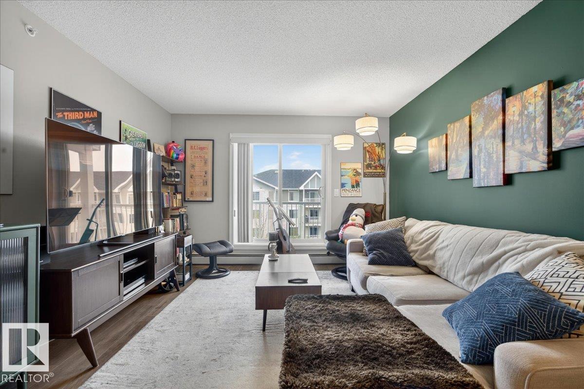 #408 2204 44 AV NW - 20