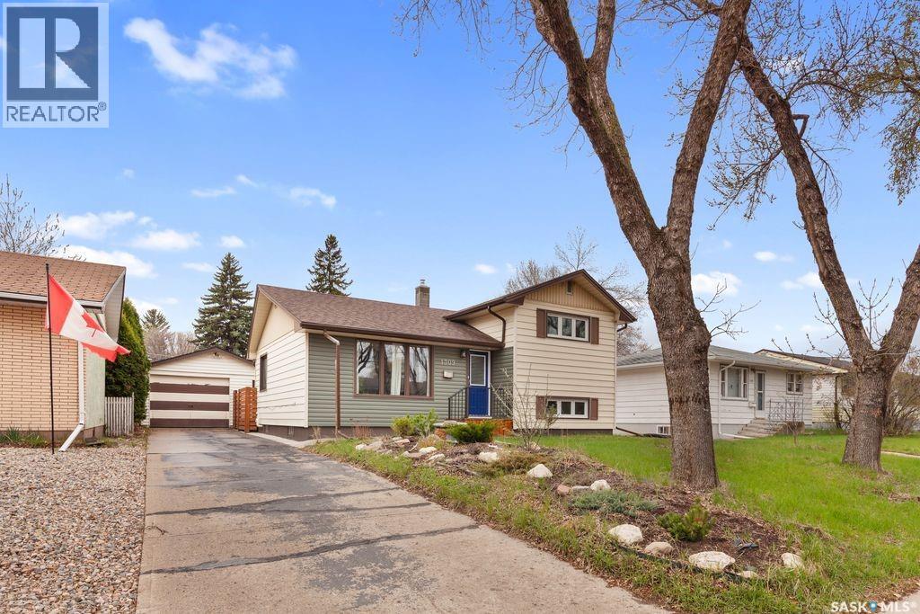 1309 N AVENUE S - 26