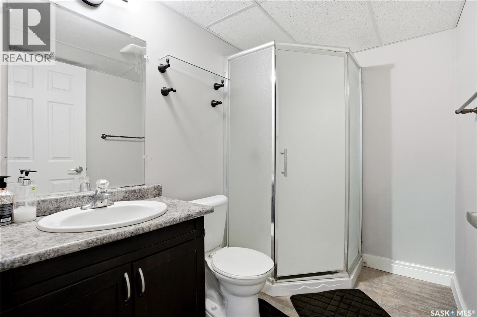 330 Devonshire CRESCENT - 25