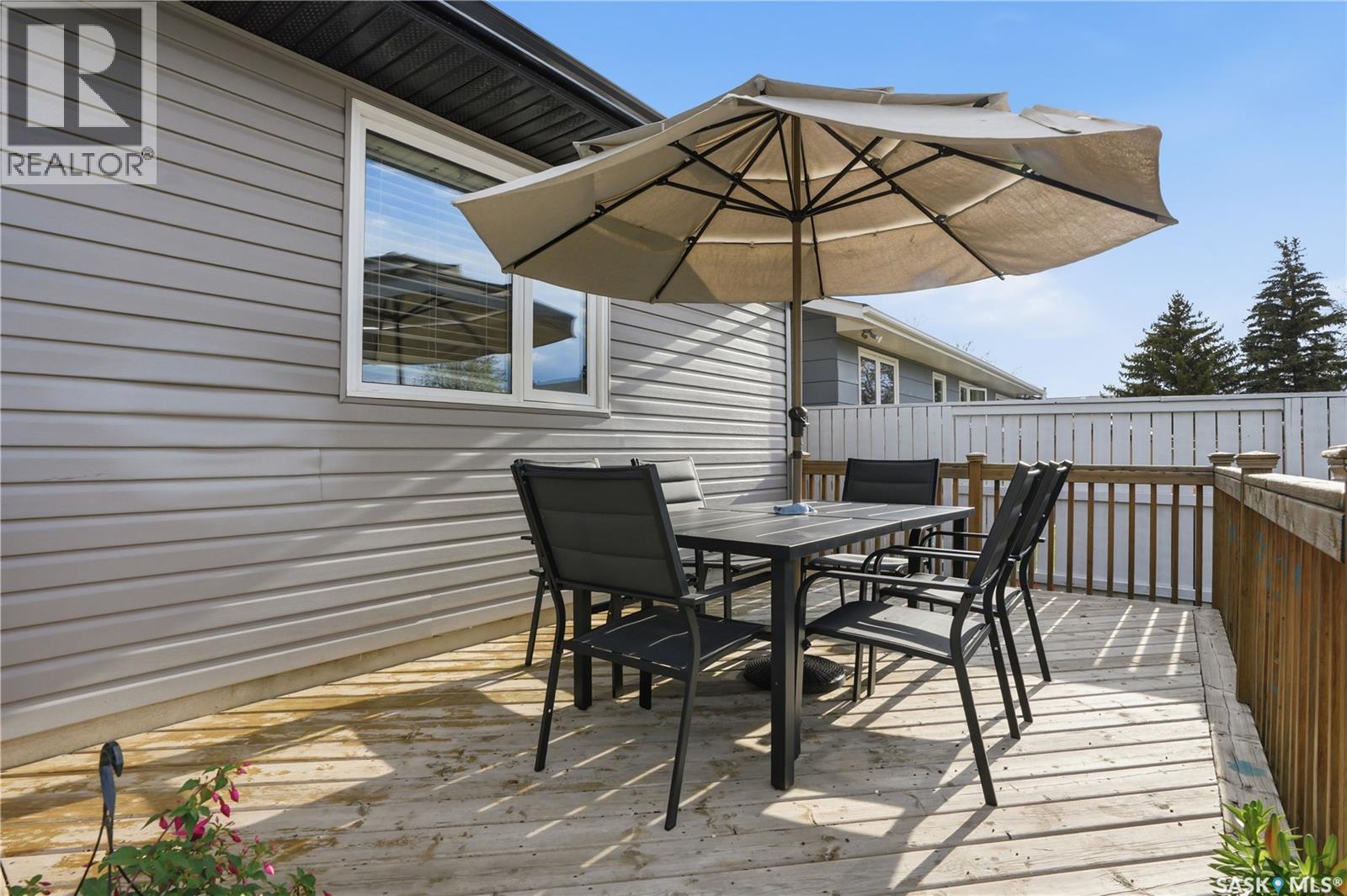 330 Devonshire CRESCENT - 32