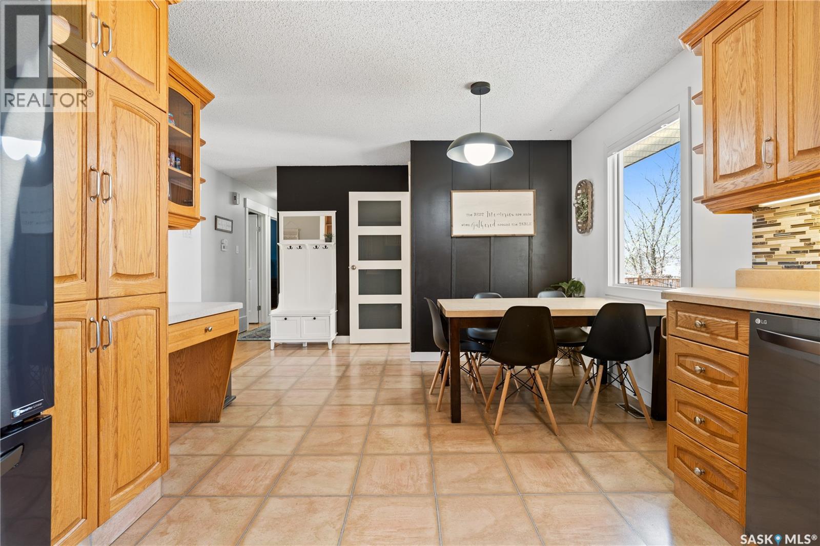 35 Symons PLACE - 13
