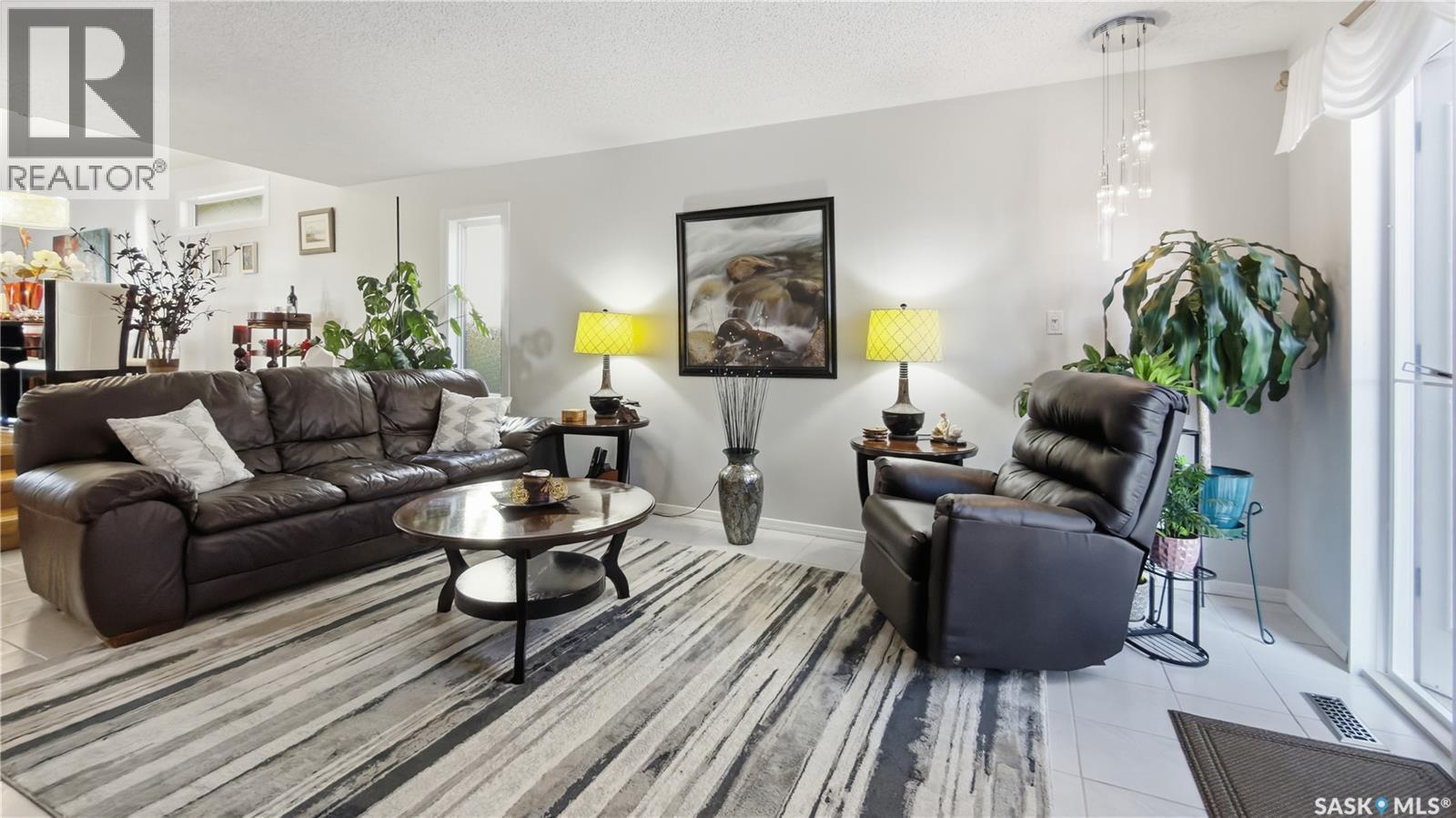 2403 Truesdale DRIVE - 22