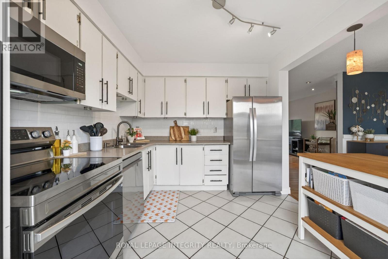 24 WESTCLIFFE ROAD - 18