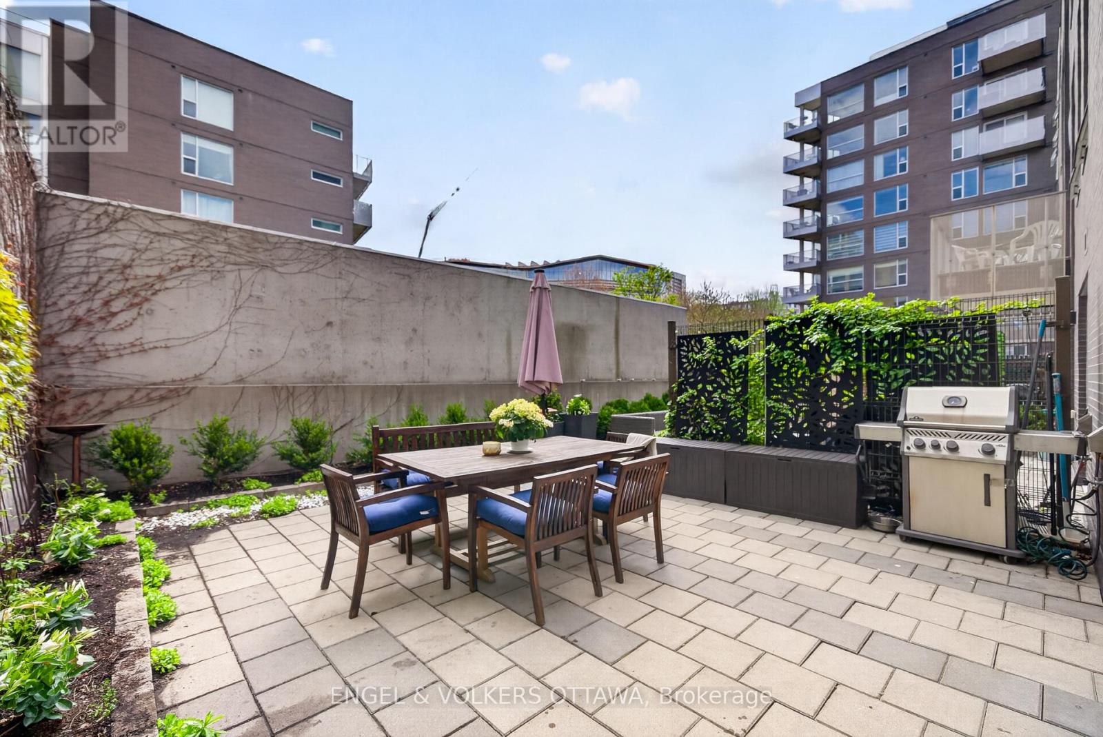 #110 300 LETT STREET - 29