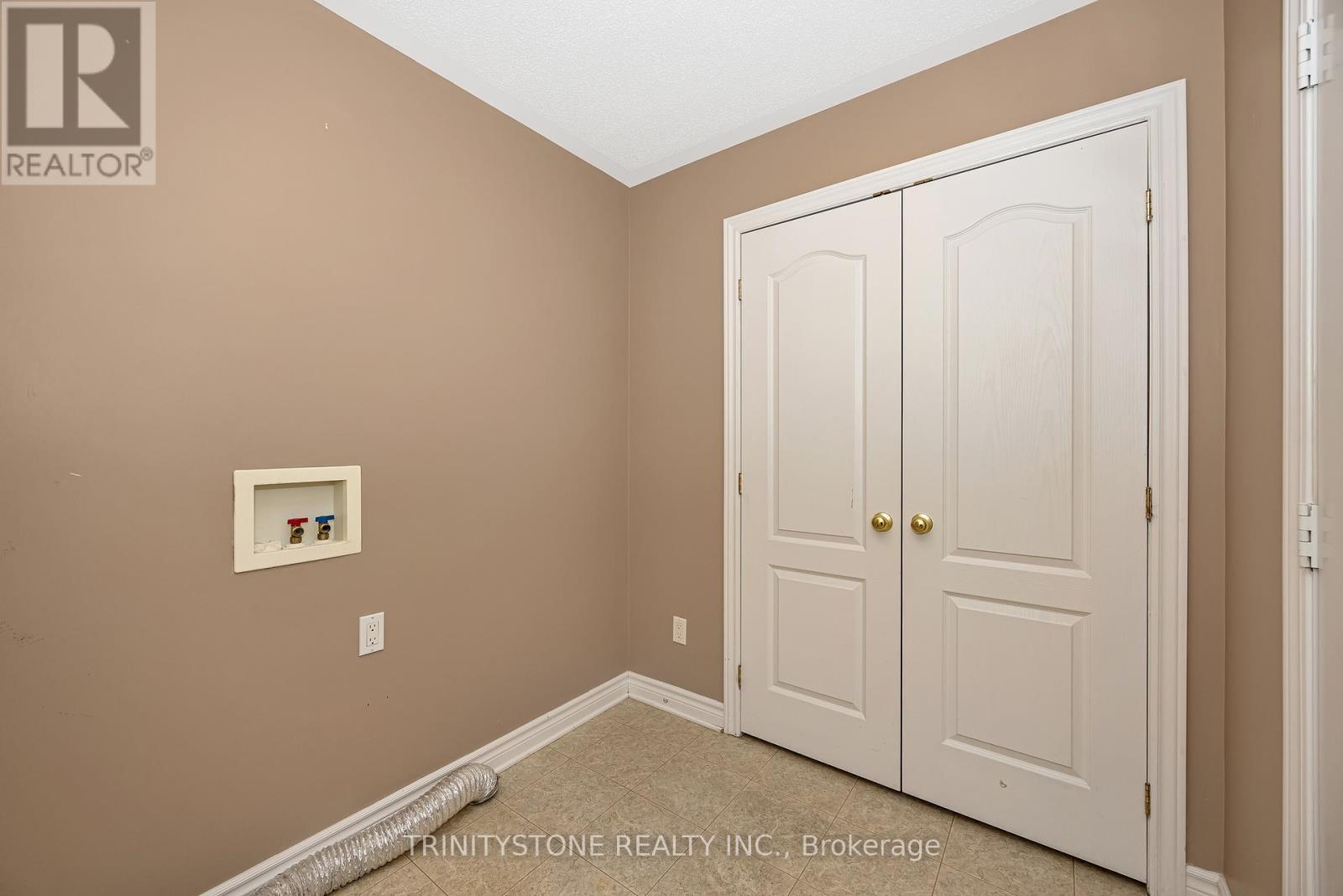 90 SINCLAIR AVENUE - 9