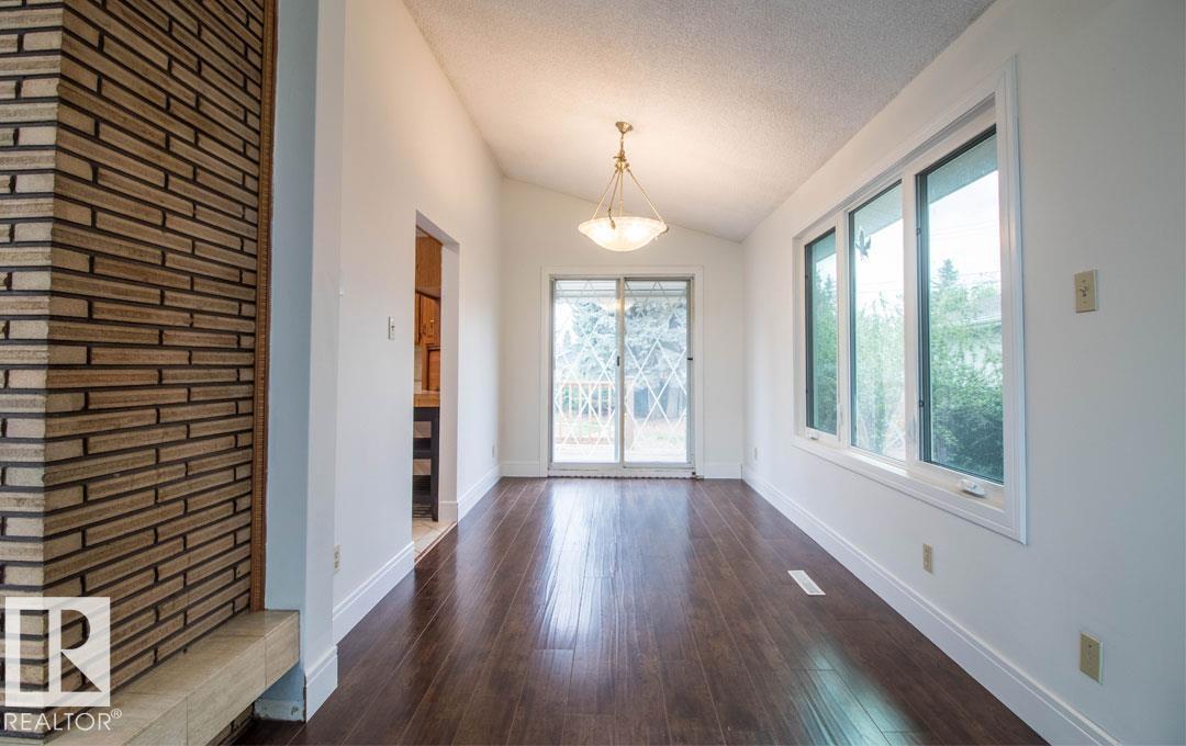 10328 42 ST NW - 6
