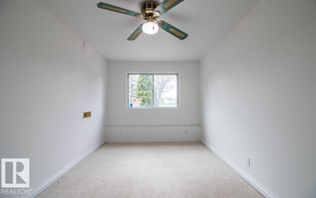 10328 42 ST NW - 29