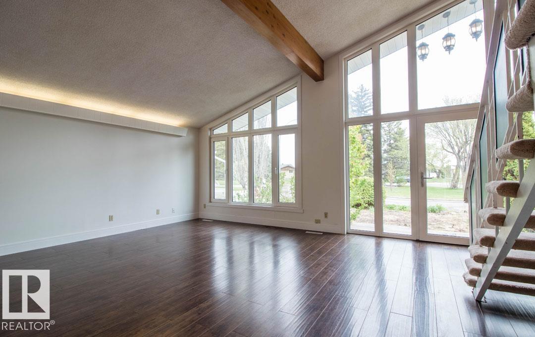 10328 42 ST NW - 5