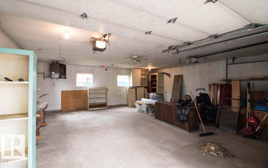 10328 42 ST NW - 40