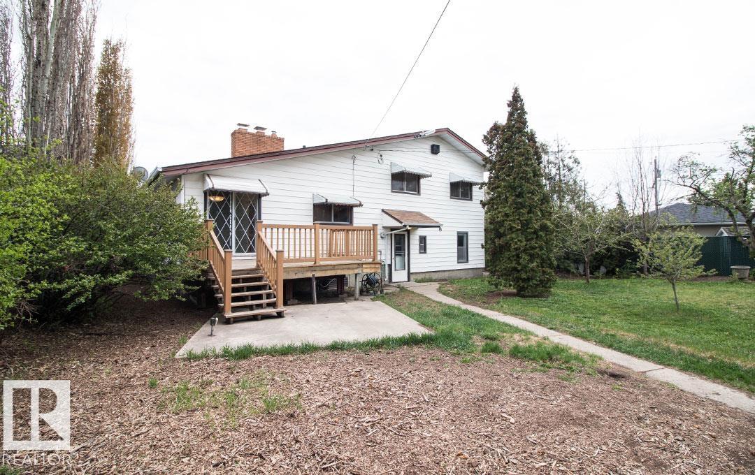 10328 42 ST NW - 43