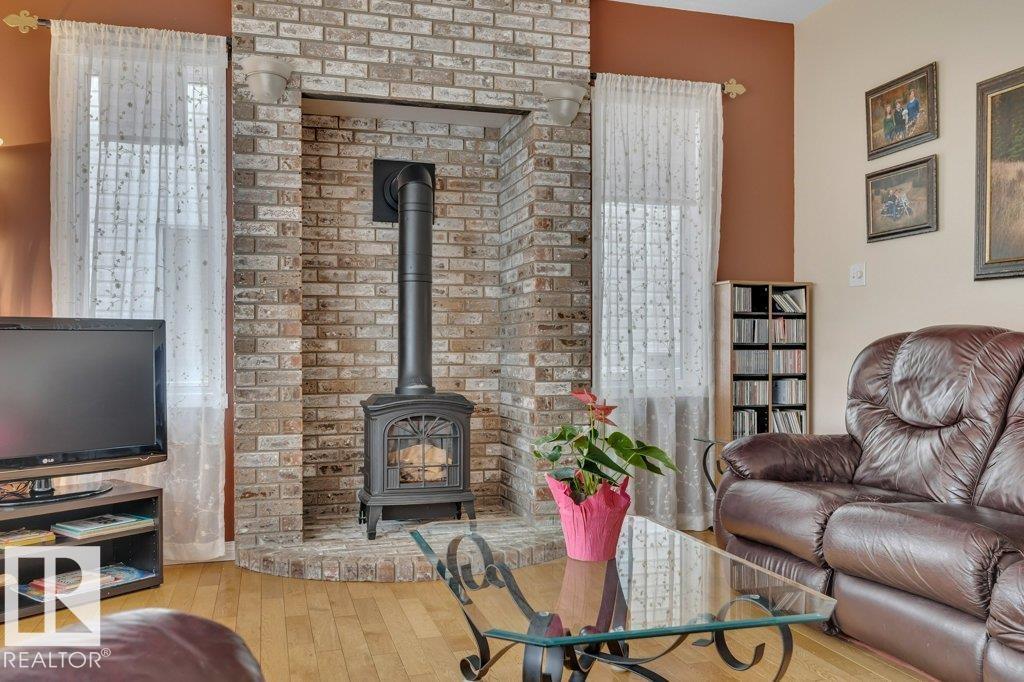 1957 TOMLINSON SQUARE SQ NW - 10