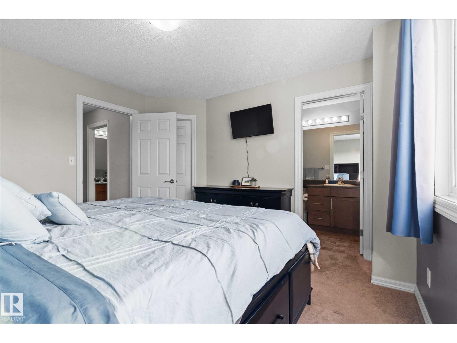 158 CRANSTON PL — photo 25
