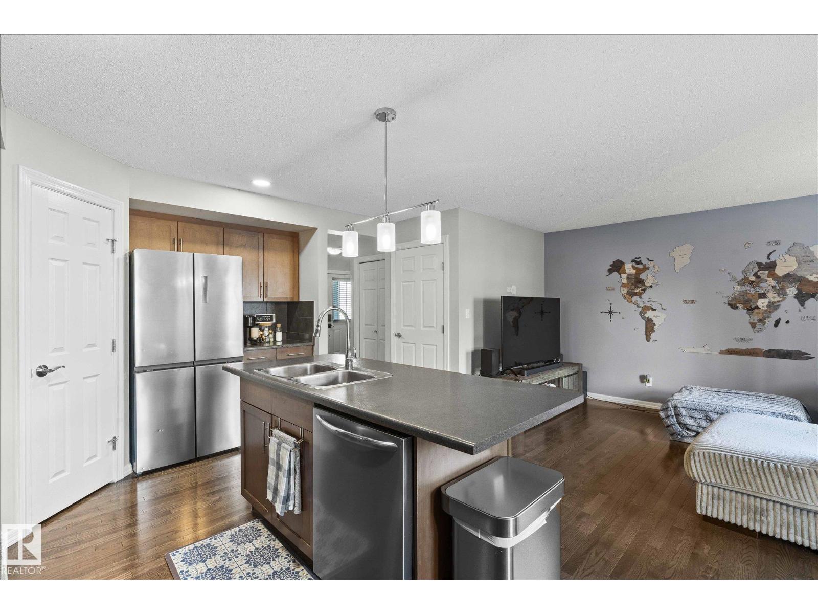 158 CRANSTON PL — photo 11