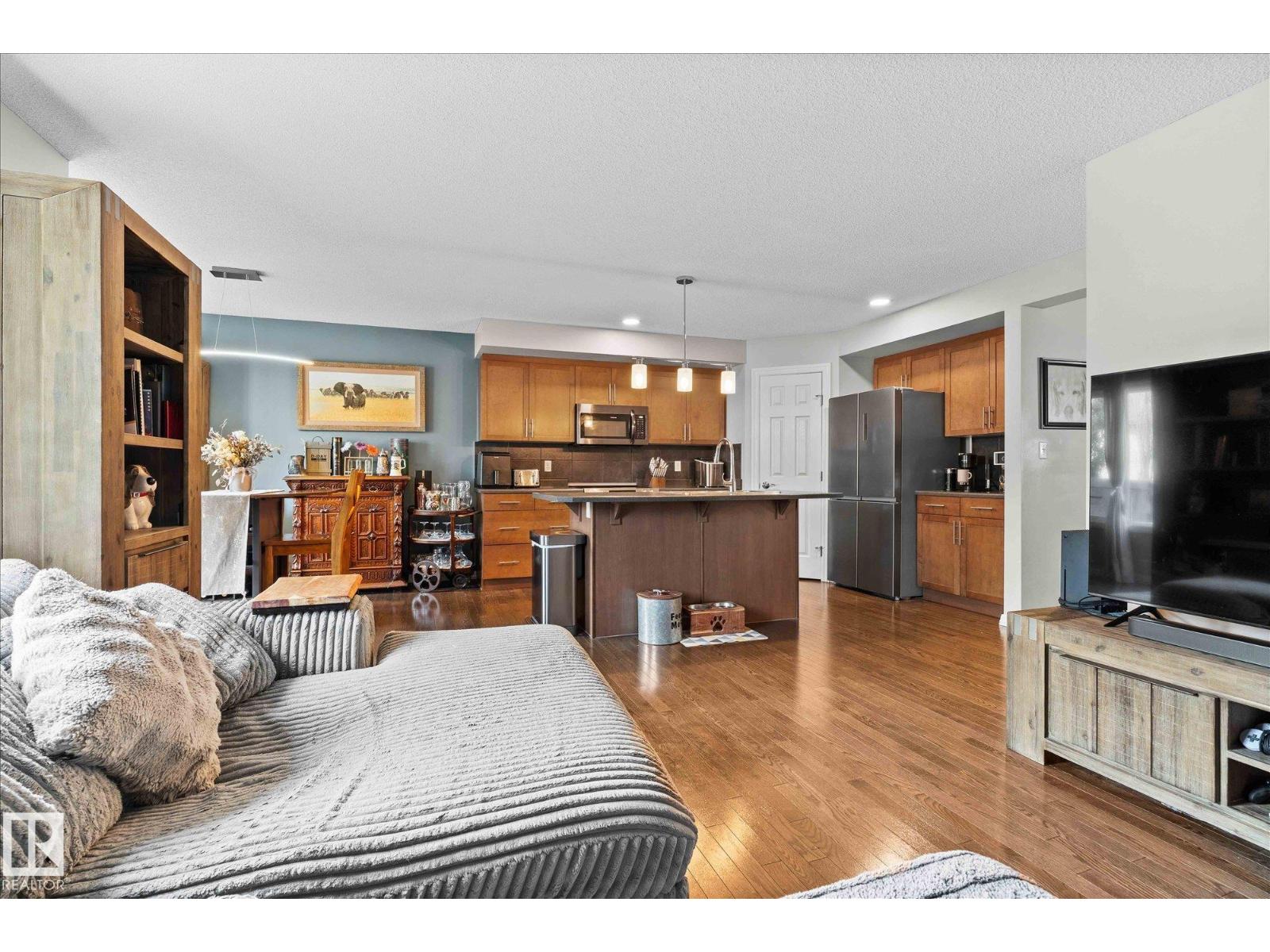 158 CRANSTON PL — photo 15