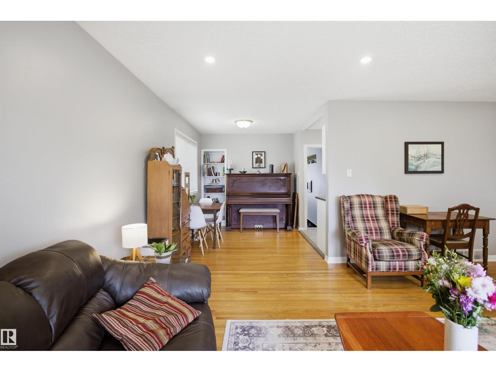 10663 59 ST NW — photo 7