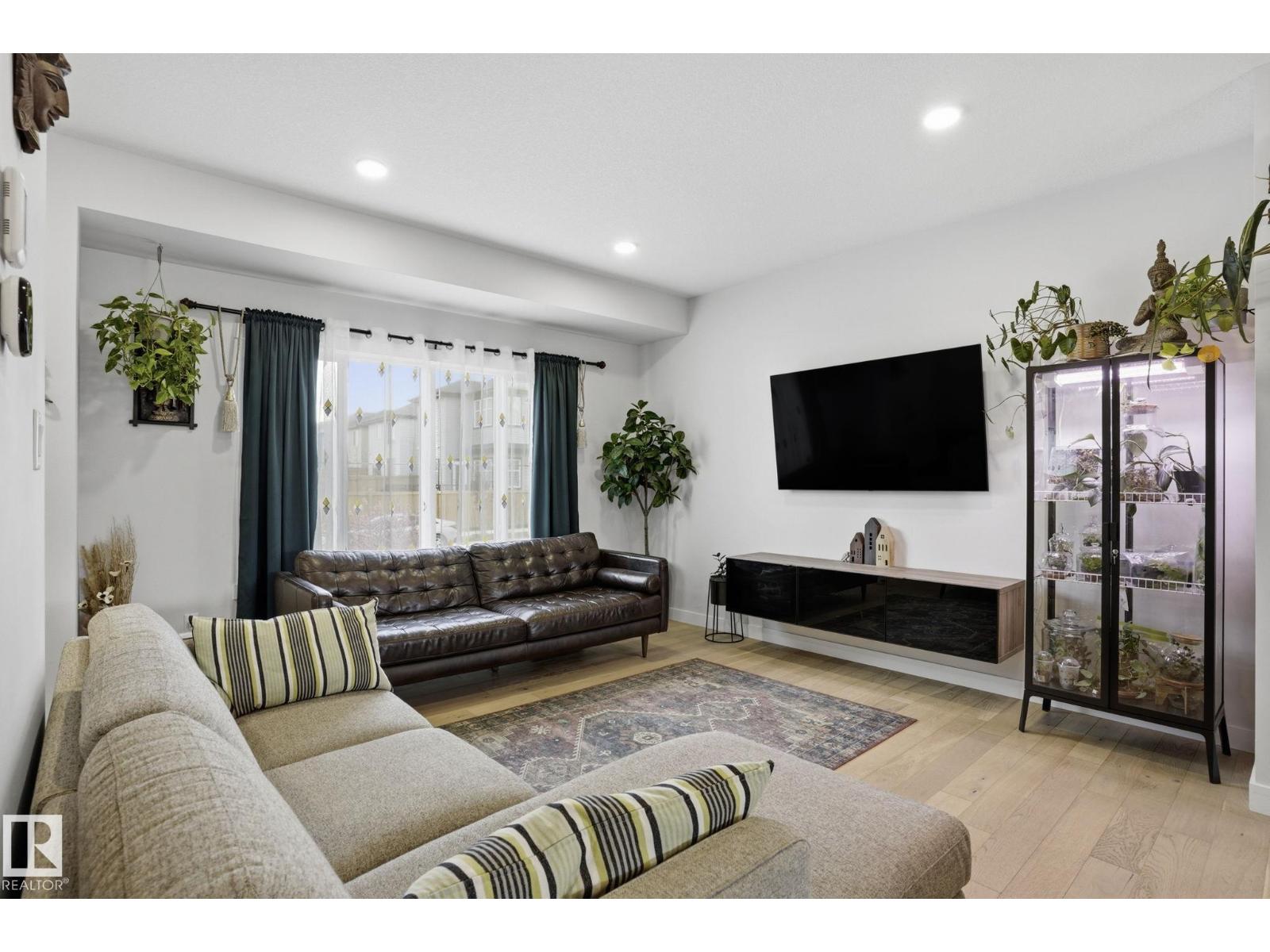 2116 159 ST SW - 4