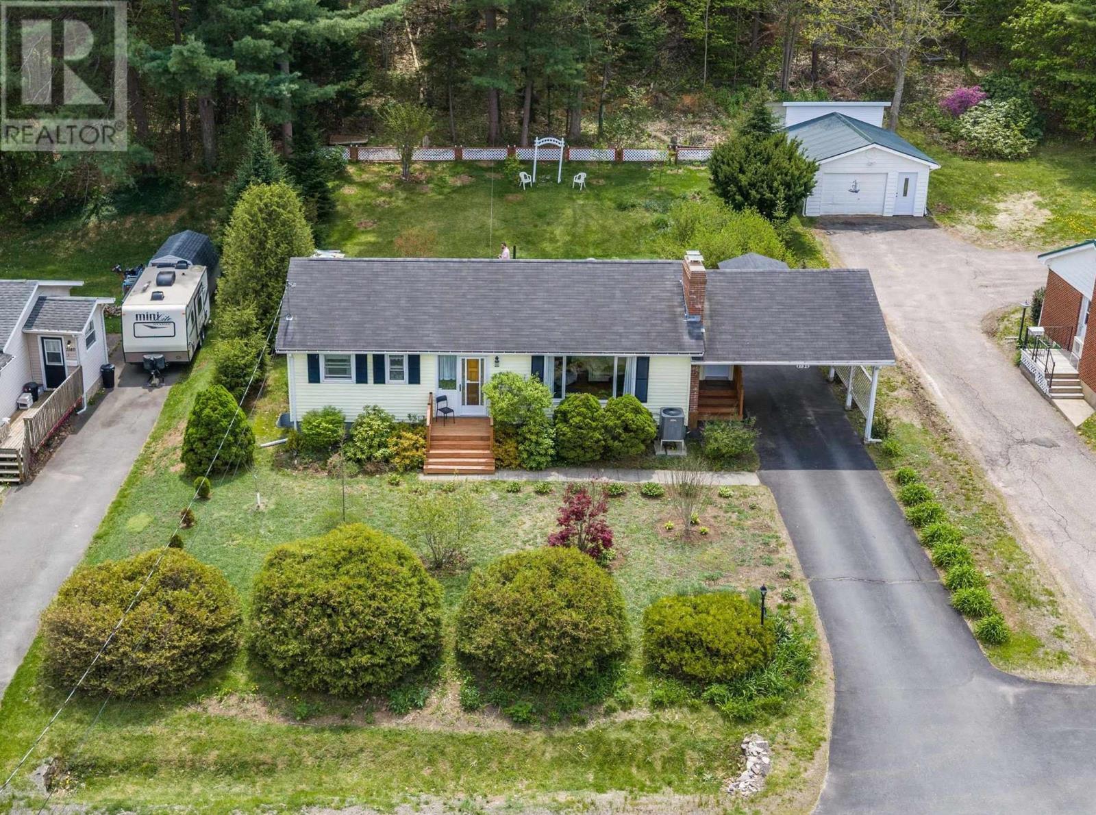 Property photo of 1134 Aalders Avenue