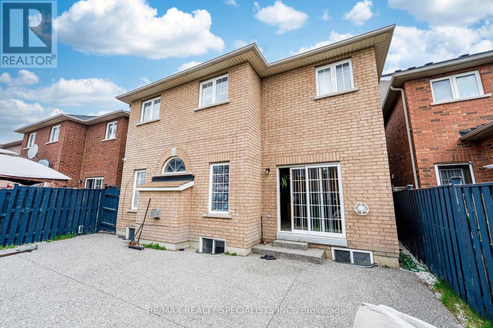 18 LONG MEADOW ROAD - 50