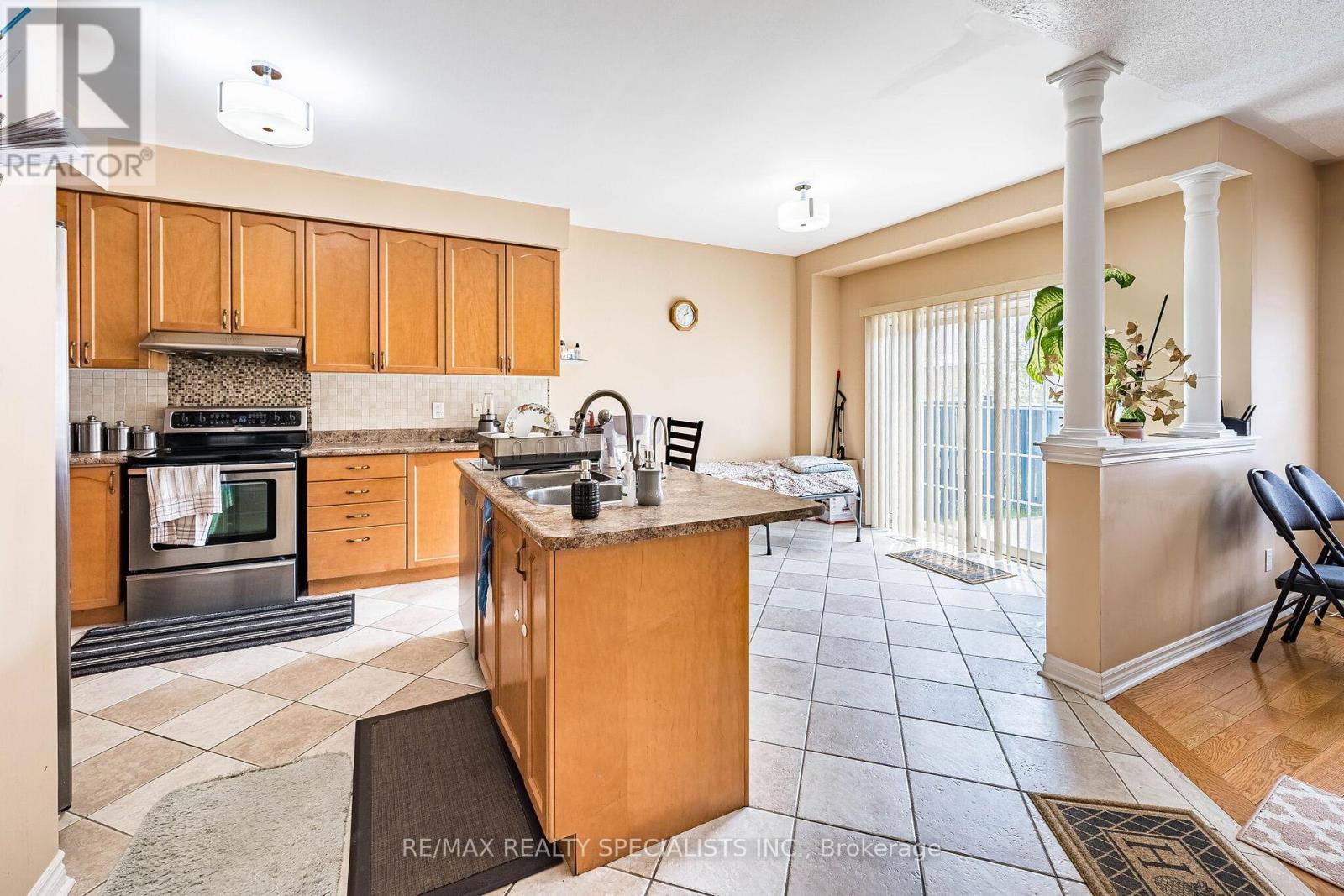 18 LONG MEADOW ROAD - 9