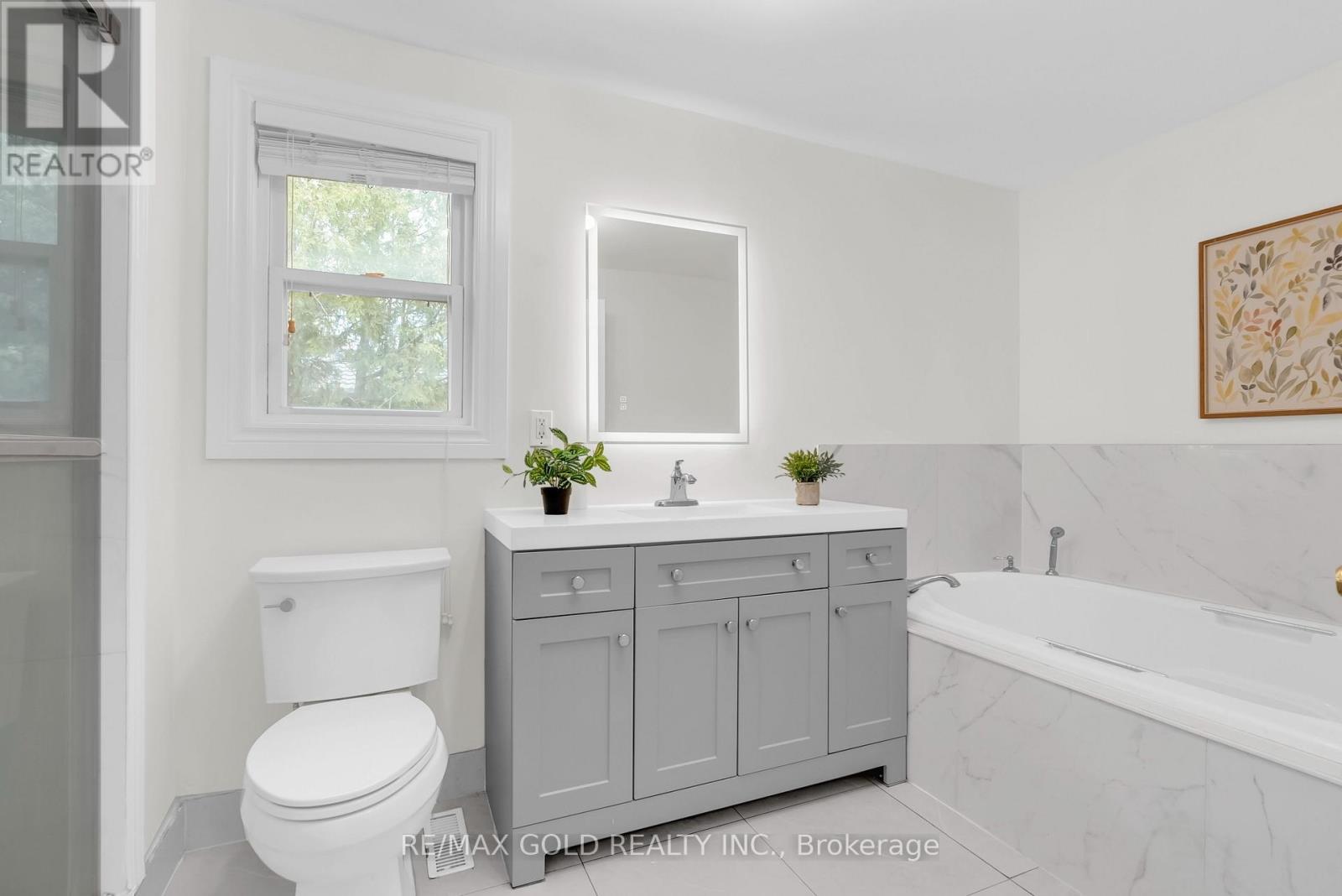 6677 GANYMEDE ROAD - 20