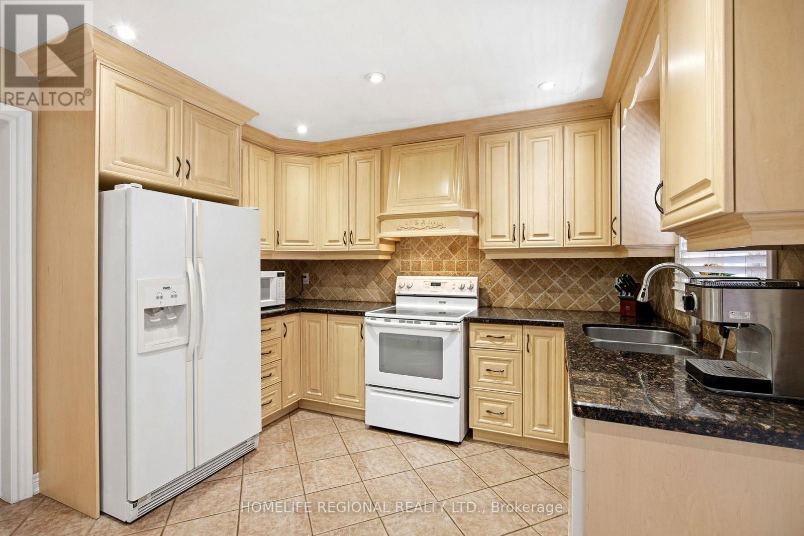 122 BEAVER TERRACE - 14